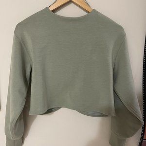 lululemon Twist Back to Front Pullover